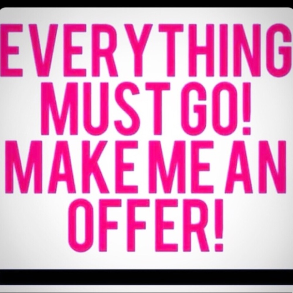 MENS SHOES AVAILABLE! EVERYTHING MUST GO!!